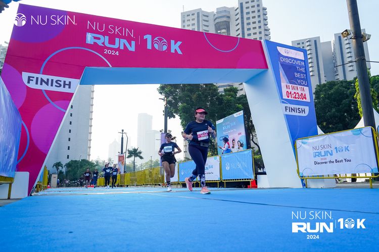 Race photo from Nu Skin Run 10K