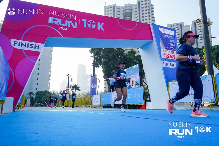 Race photo from Nu Skin Run 10K
