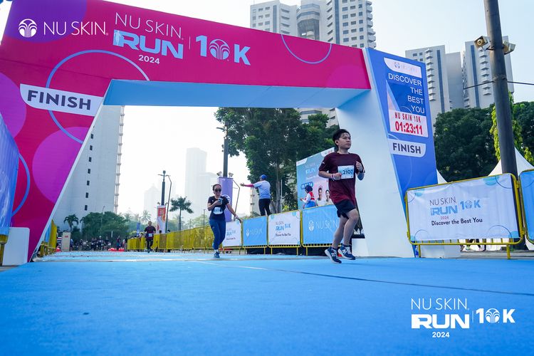 Race photo from Nu Skin Run 10K