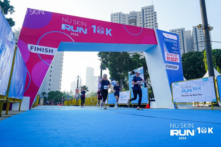 Race photo from Nu Skin Run 10K