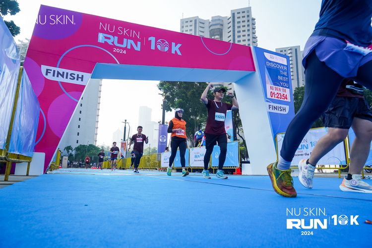 Race photo from Nu Skin Run 10K