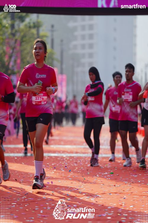 Race photo from Smartfren Run 2025 