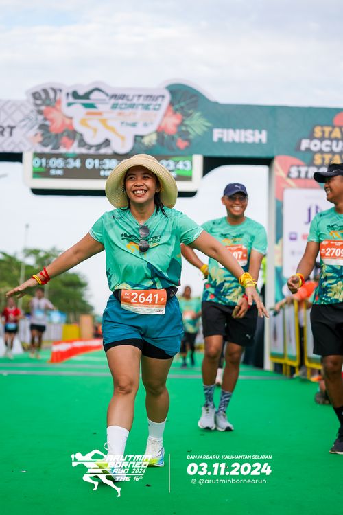 Race photo from Arutmin Borneo Run 2024