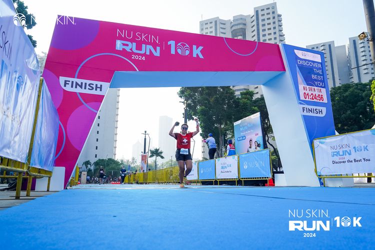 Race photo from Nu Skin Run 10K