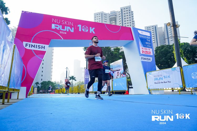 Race photo from Nu Skin Run 10K