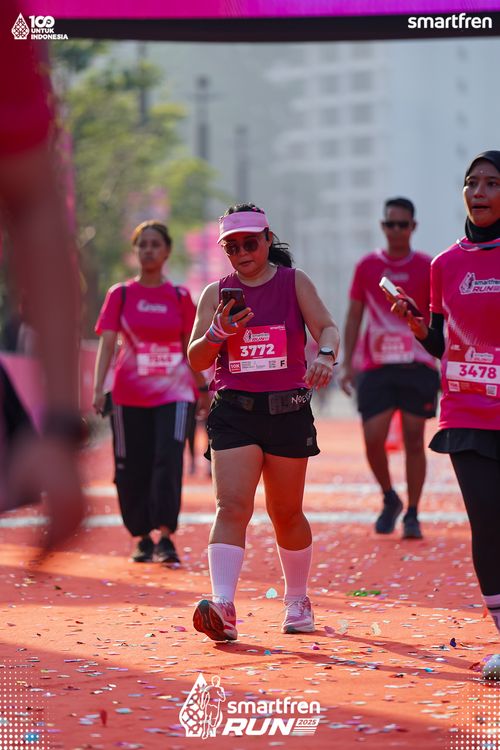 Race photo from Smartfren Run 2025 
