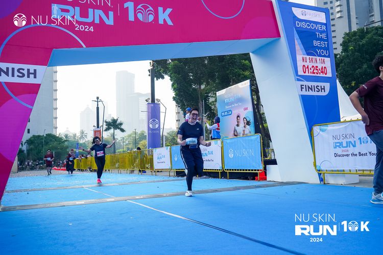 Race photo from Nu Skin Run 10K