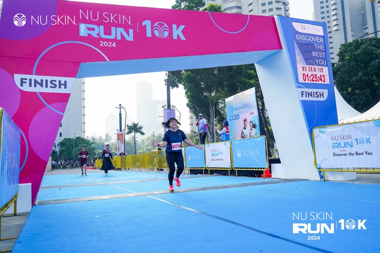 Race photo from Nu Skin Run 10K
