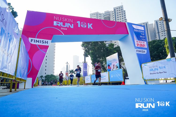 Race photo from Nu Skin Run 10K