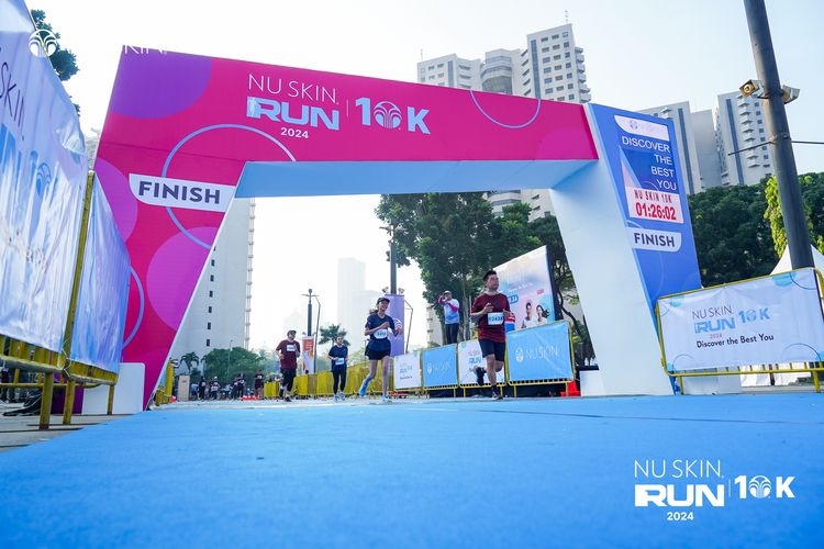 Race photo from Nu Skin Run 10K