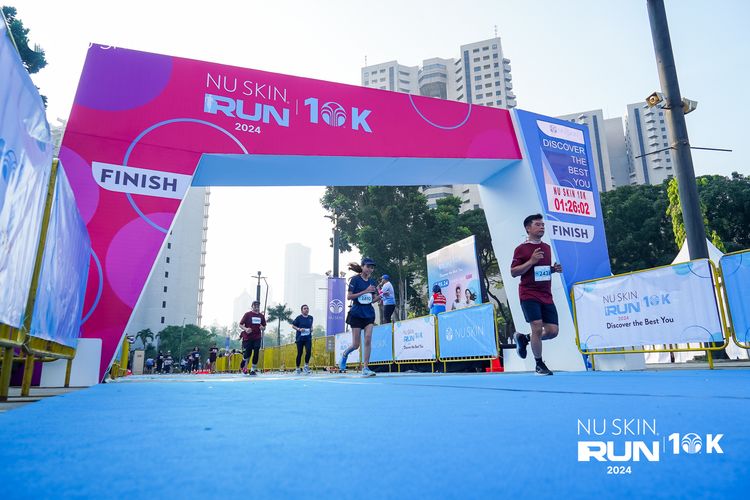 Race photo from Nu Skin Run 10K