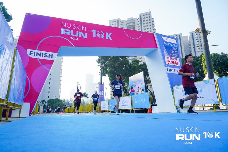 Race photo from Nu Skin Run 10K