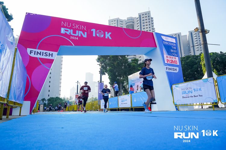 Race photo from Nu Skin Run 10K