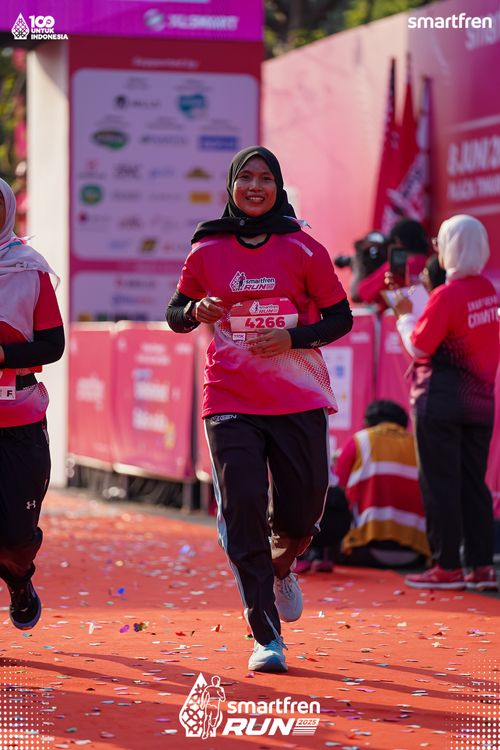 Race photo from Smartfren Run 2025 