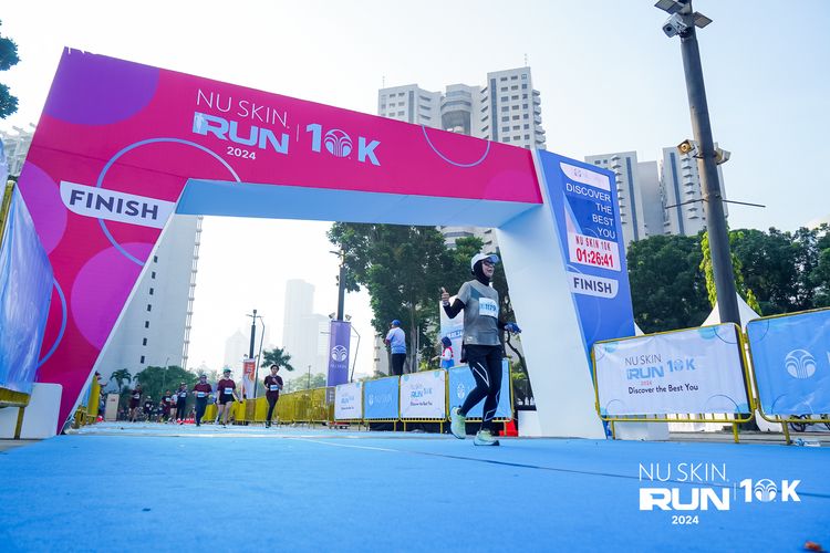 Race photo from Nu Skin Run 10K