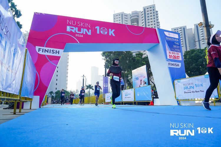 Race photo from Nu Skin Run 10K