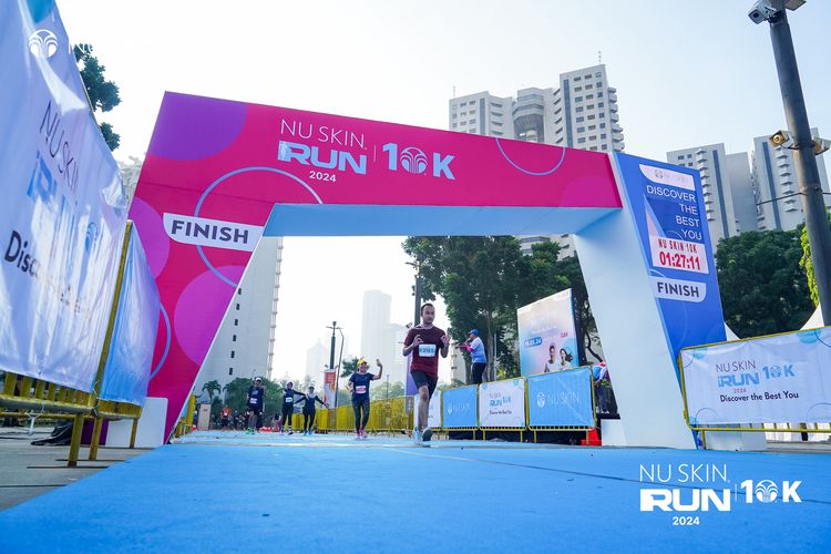 Race photo from Nu Skin Run 10K