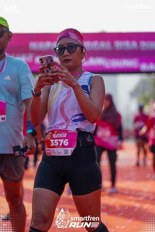 Race photo from Smartfren Run 2025 
