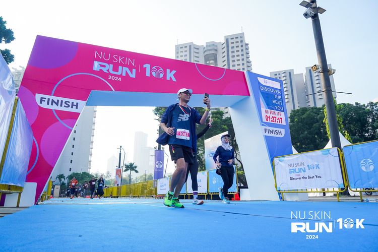 Race photo from Nu Skin Run 10K