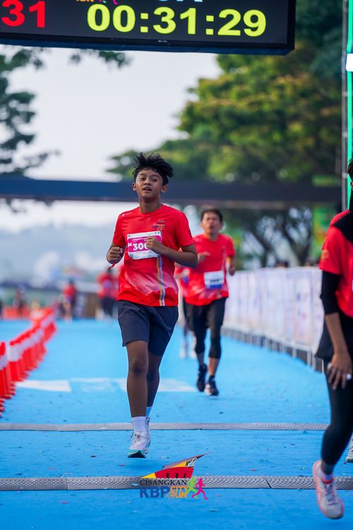 Race photo from CISANGKAN KBP CITY RUN 2025
