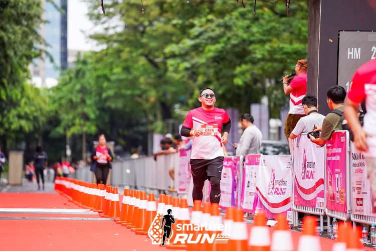 Race photo from Smartfren Run 2024