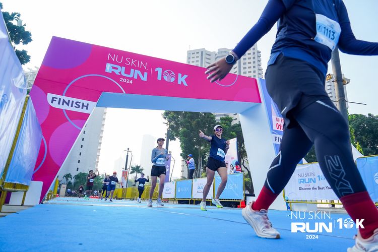Race photo from Nu Skin Run 10K