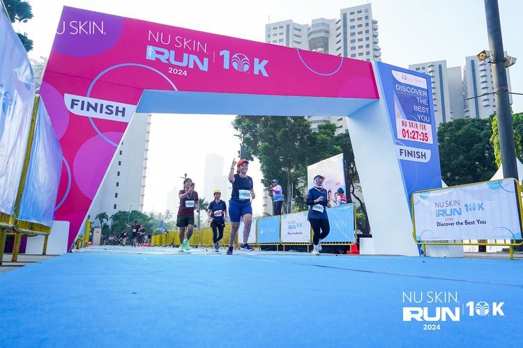 Race photo from Nu Skin Run 10K
