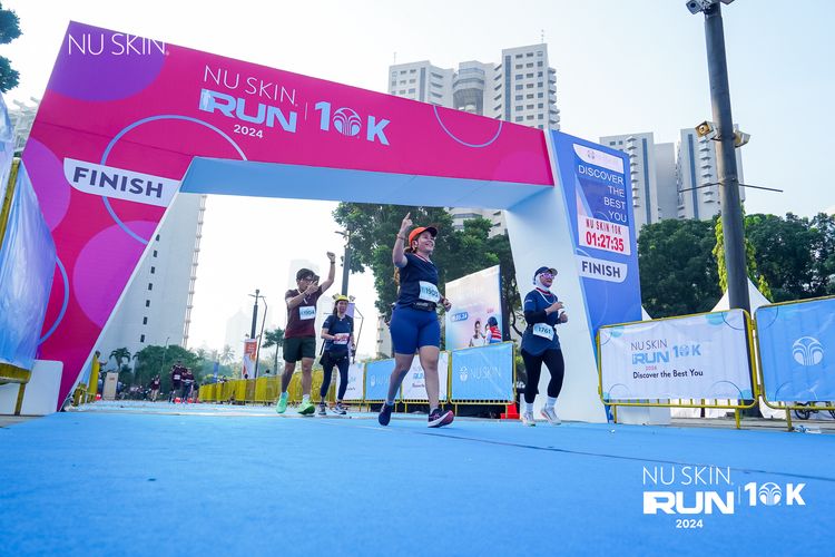 Race photo from Nu Skin Run 10K