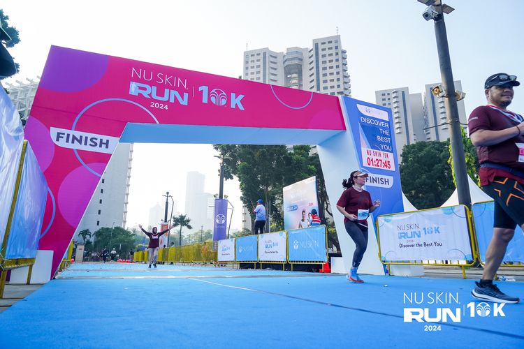 Race photo from Nu Skin Run 10K