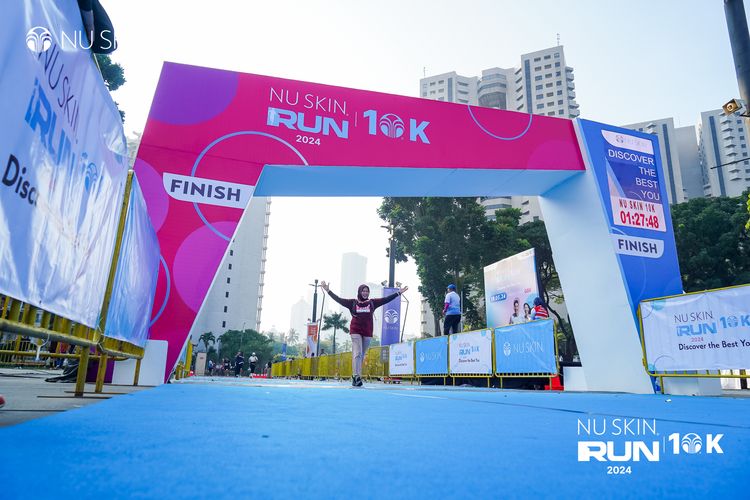 Race photo from Nu Skin Run 10K