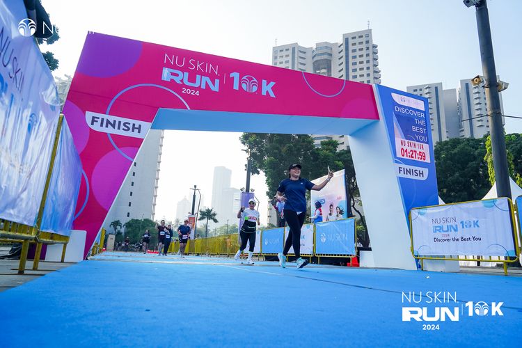 Race photo from Nu Skin Run 10K