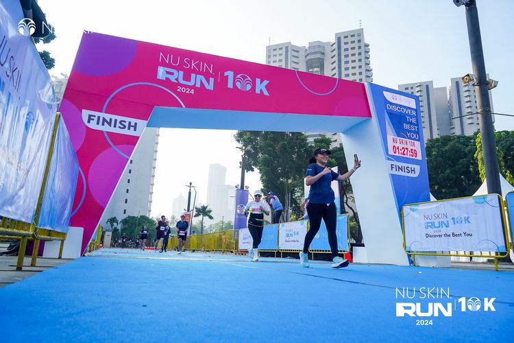 Race photo from Nu Skin Run 10K
