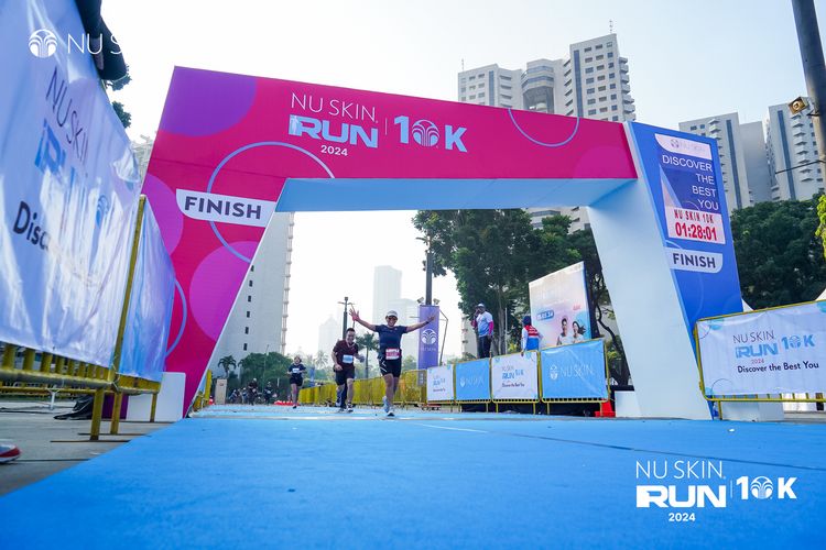 Race photo from Nu Skin Run 10K