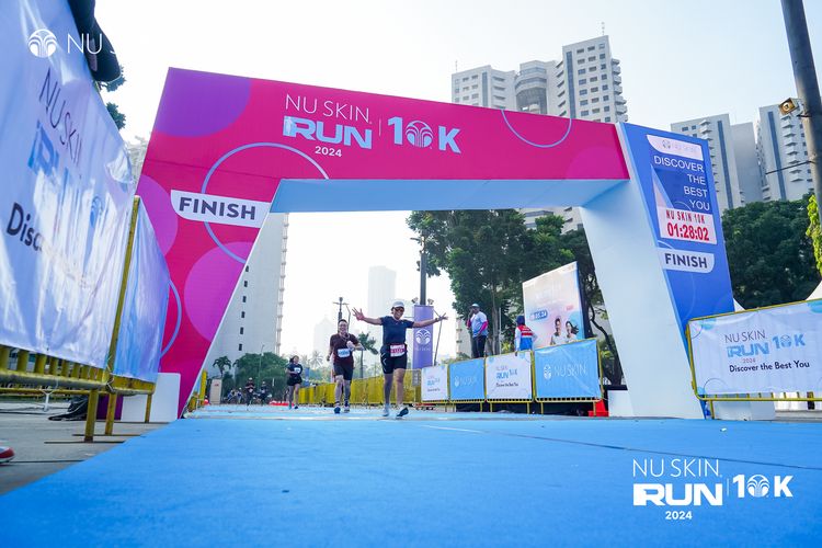 Race photo from Nu Skin Run 10K