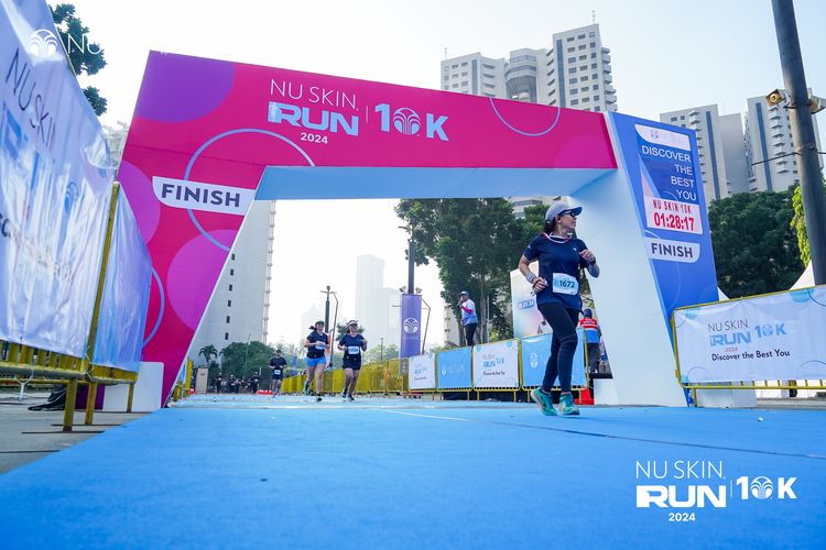 Race photo from Nu Skin Run 10K
