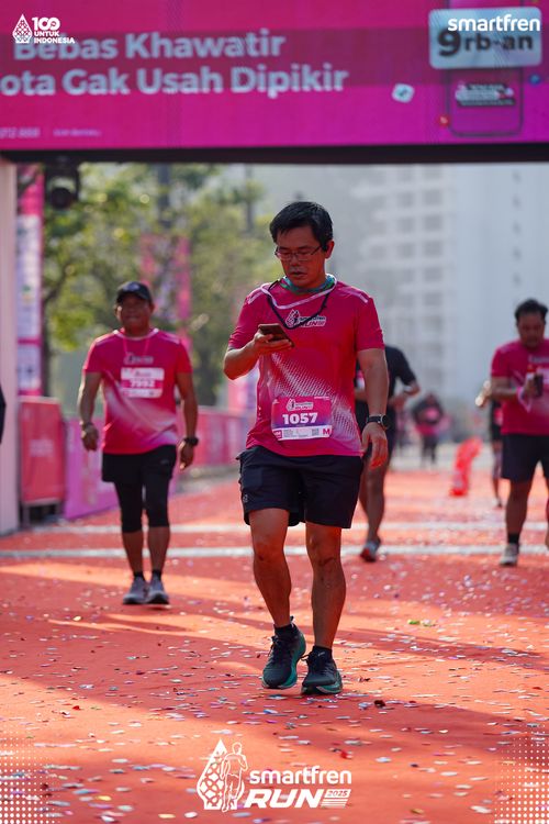 Race photo from Smartfren Run 2025 