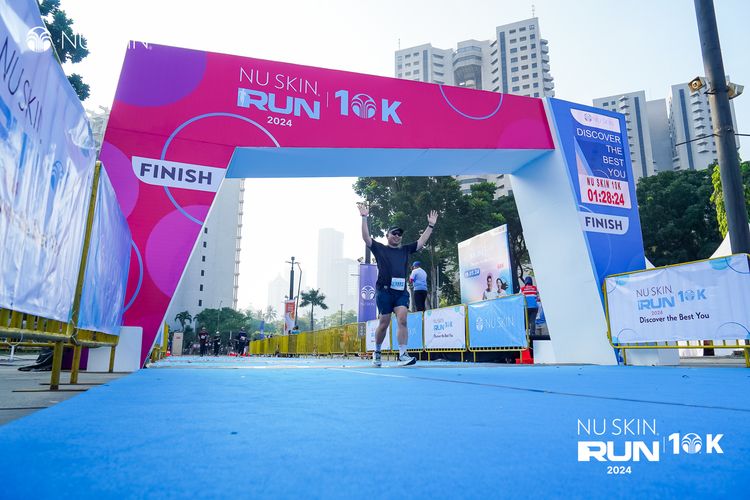 Race photo from Nu Skin Run 10K