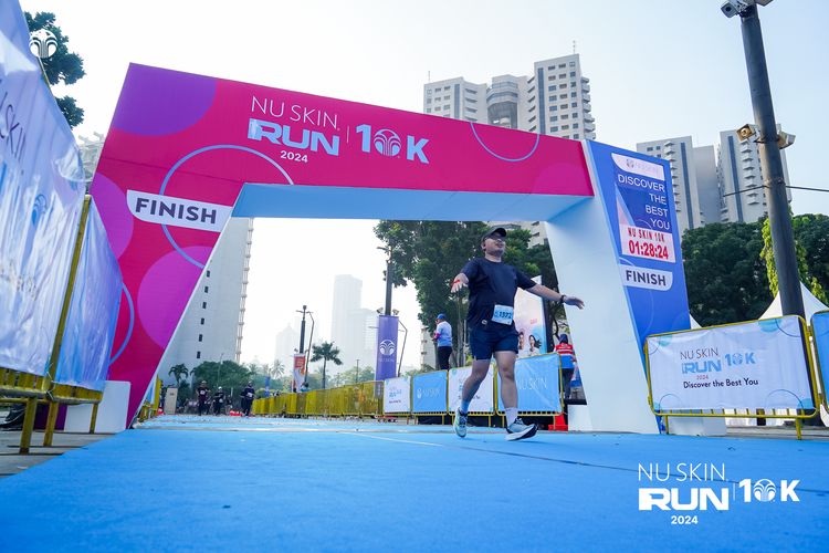 Race photo from Nu Skin Run 10K