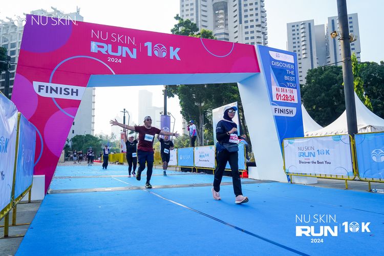 Race photo from Nu Skin Run 10K