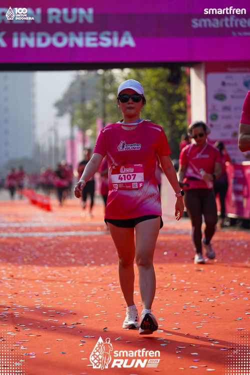 Race photo from Smartfren Run 2025 