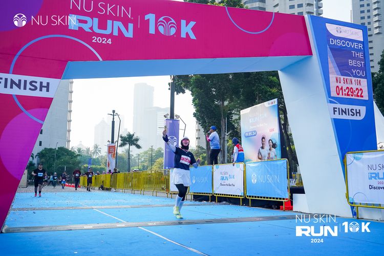 Race photo from Nu Skin Run 10K