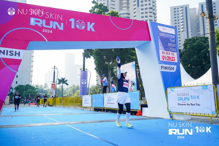 Race photo from Nu Skin Run 10K