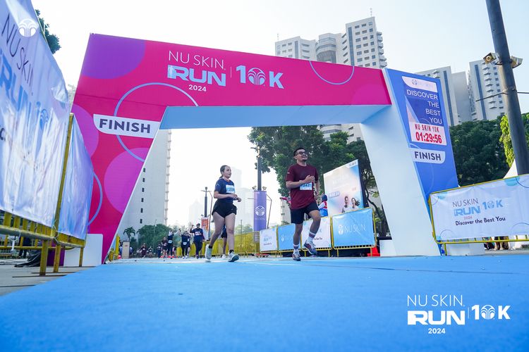 Race photo from Nu Skin Run 10K