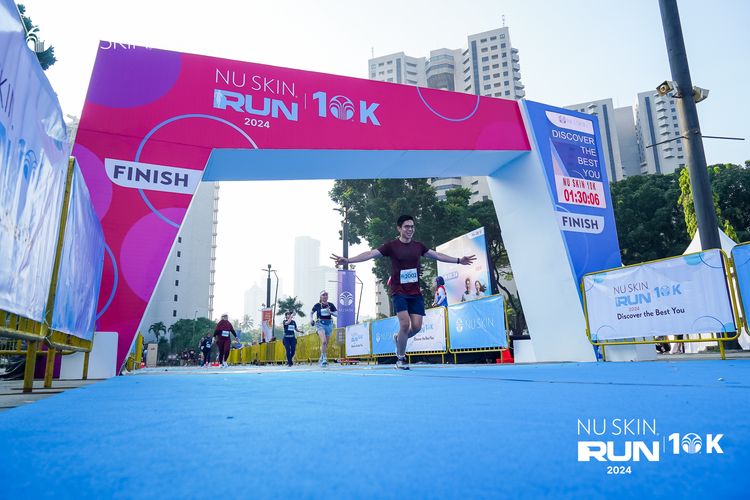 Race photo from Nu Skin Run 10K