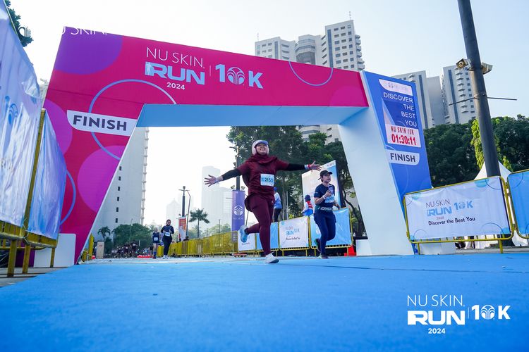 Race photo from Nu Skin Run 10K