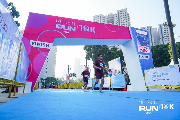 Race photo from Nu Skin Run 10K