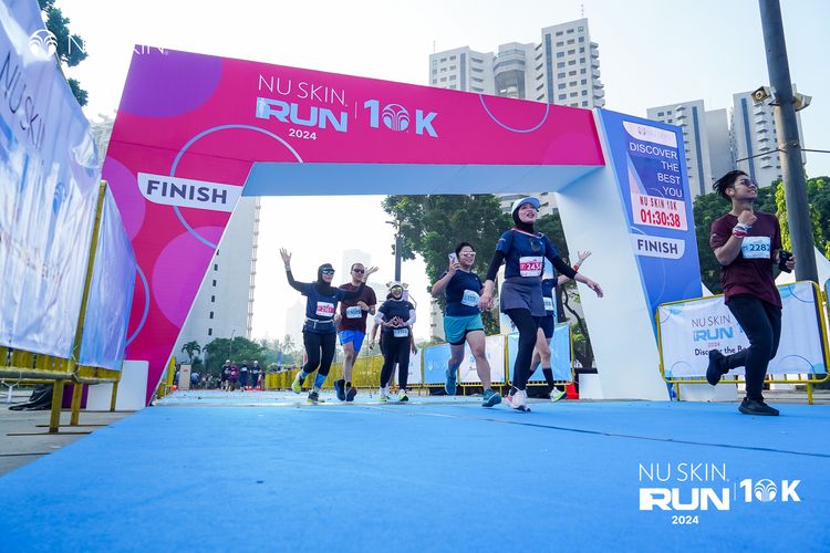 Race photo from Nu Skin Run 10K