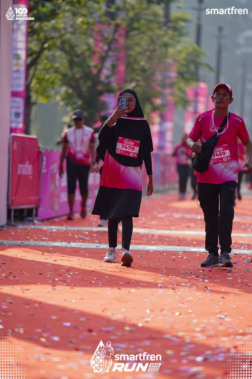 Race photo from Smartfren Run 2025 