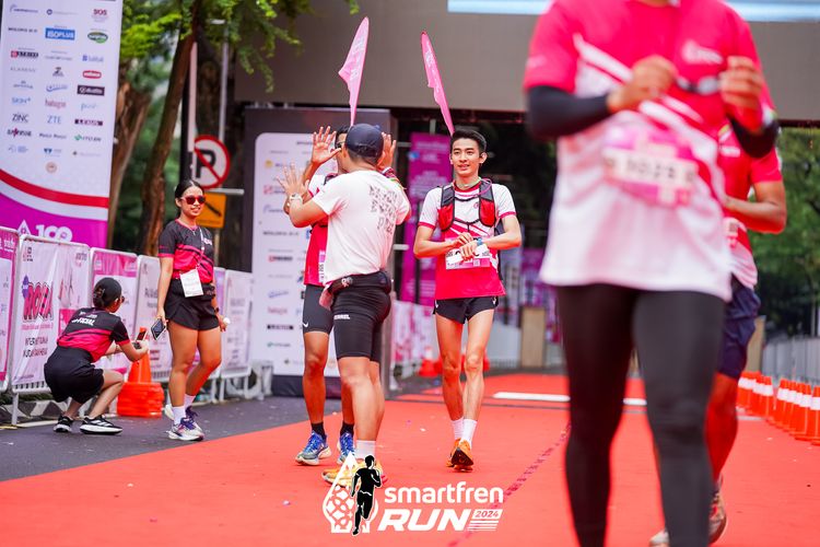 Race photo from Smartfren Run 2024