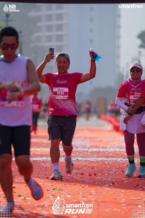 Race photo from Smartfren Run 2025 